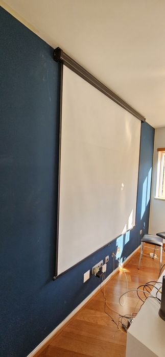 Tela de Projecção 1.80m x 1.80m