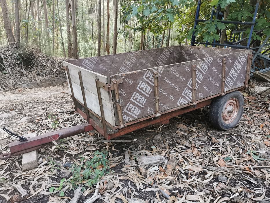 Atrelado Agrícola Usado
