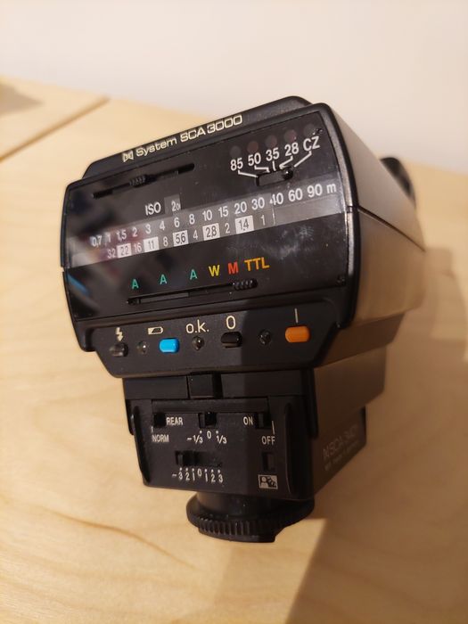 Lampa błyskowa METZ  32MZ- 3 z adapterem SCA 3401 (Nikon)