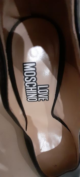 Love moschino          .