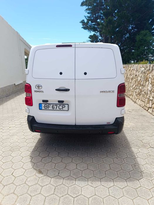 Toyota Proace 2.0 L2H2 175 cv