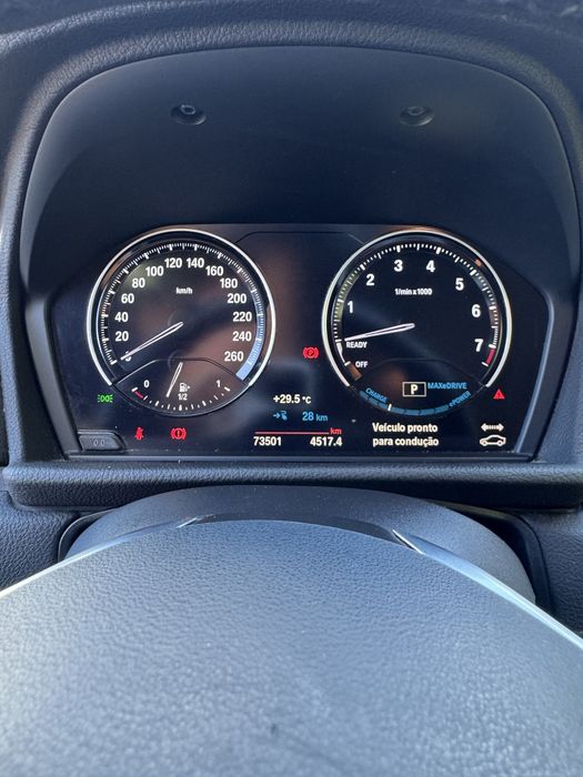 BMW 225XE Active Tour