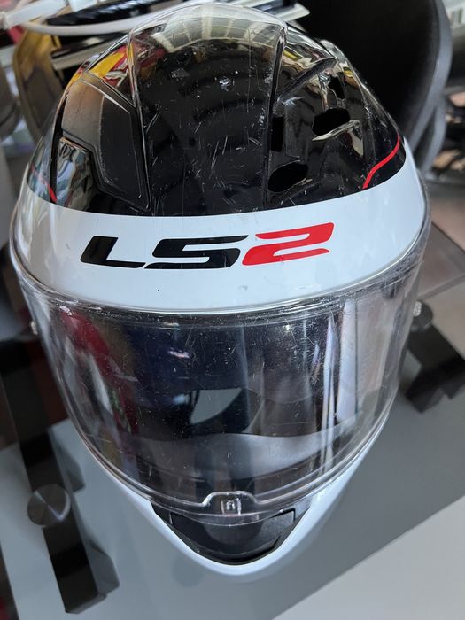 Capacete  marca LS2 Usado