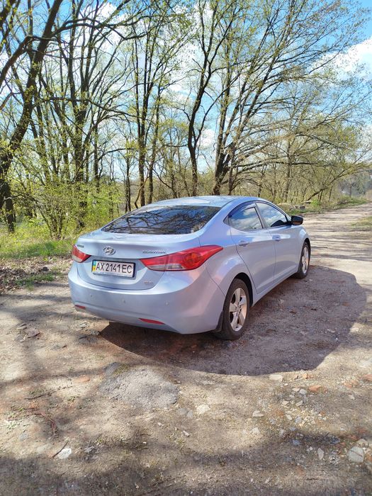 Продам Хундай- Елантра 1.8 автомат