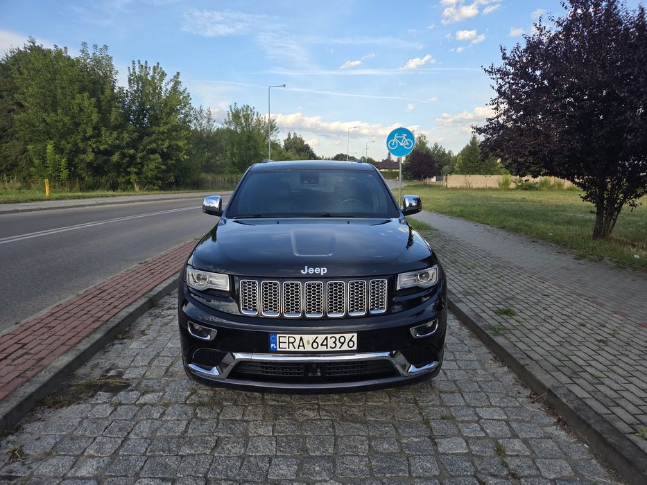 Jeep Grand Cherokee WK2 5,7 HEMI SUMMIT