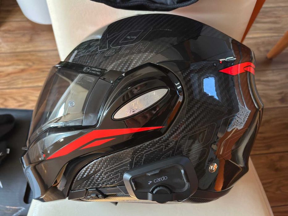Kask Scorpion Exo-Tech Evo Carbon + Cardo freecom 2