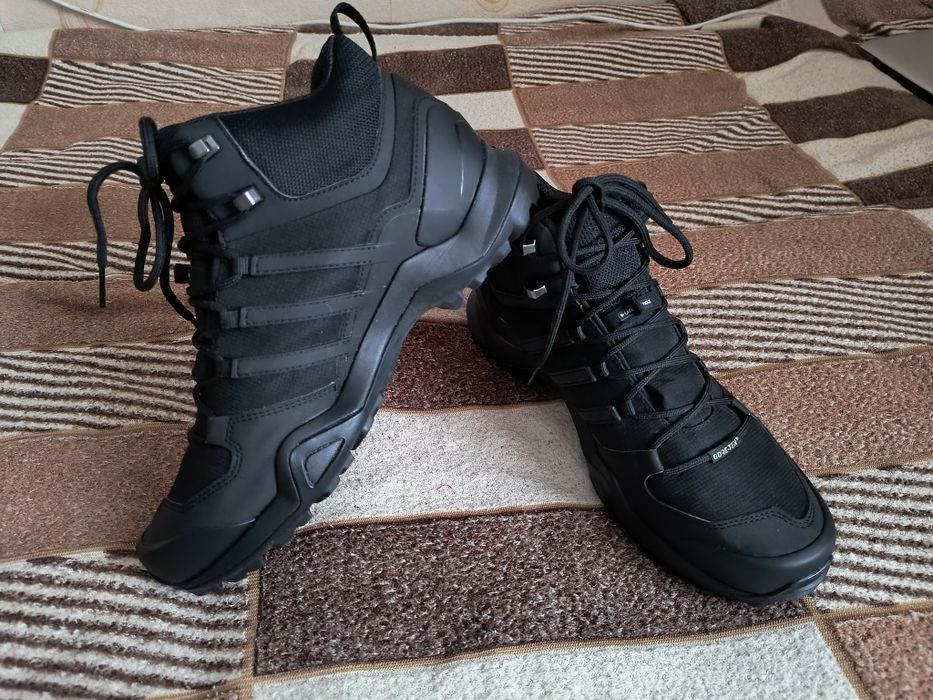 Черевики демисезон Adidas Terrex Swift R2 Mid Gore-Tex