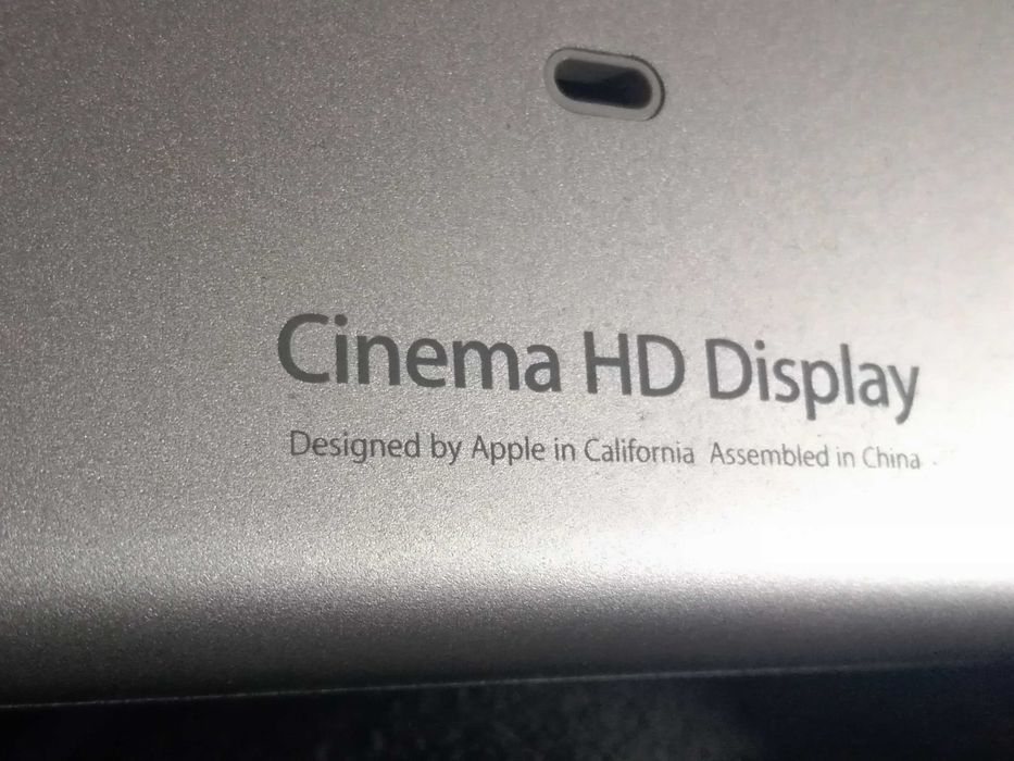 Monitor Apple 23 pol. Cinema HD