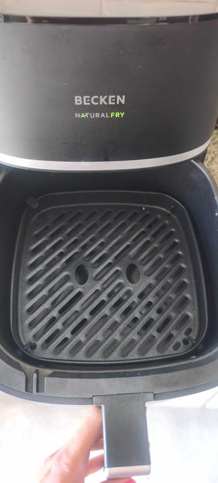 Air fryer semi nova