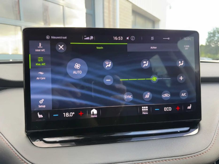 Skoda Enyaq      2022