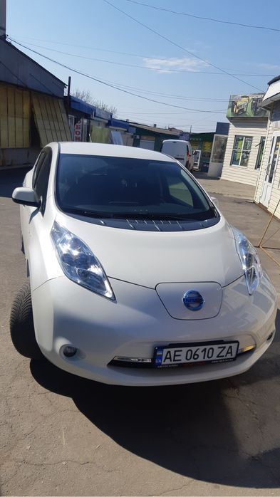 Продам Ниссан Лиф nissan leaf