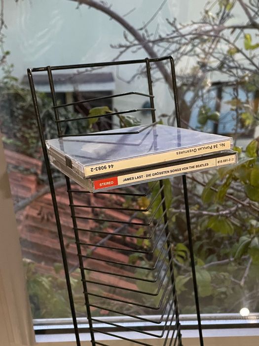 Black CD Stand64585669701379122