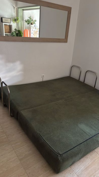 Sofá-Cama Grande Verde Tropa (2m x 2m)