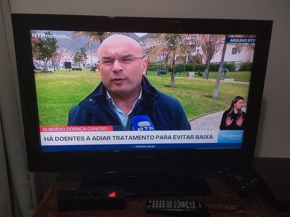 Televisão lcd Samsung LE32B350F1W