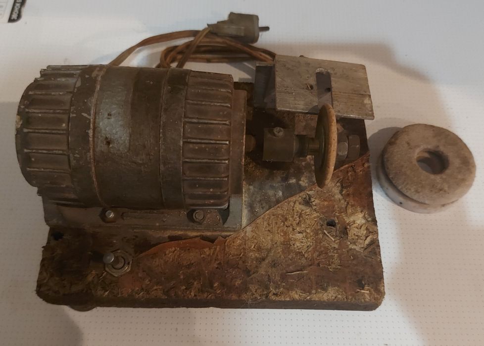 Точильный станок