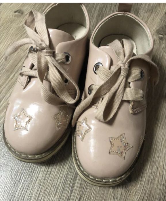 Туфлі для дівчинки