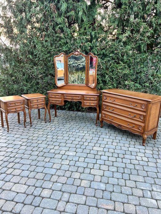 Toaletka komoda ludwikowska stoliki nocne komoda Ludwik XV