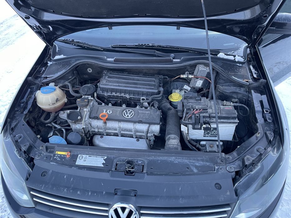 Volkswagen Polo Sedan