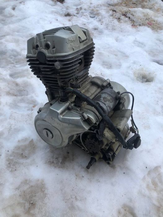 Двигун Зонгшен 125 в хорошому стані