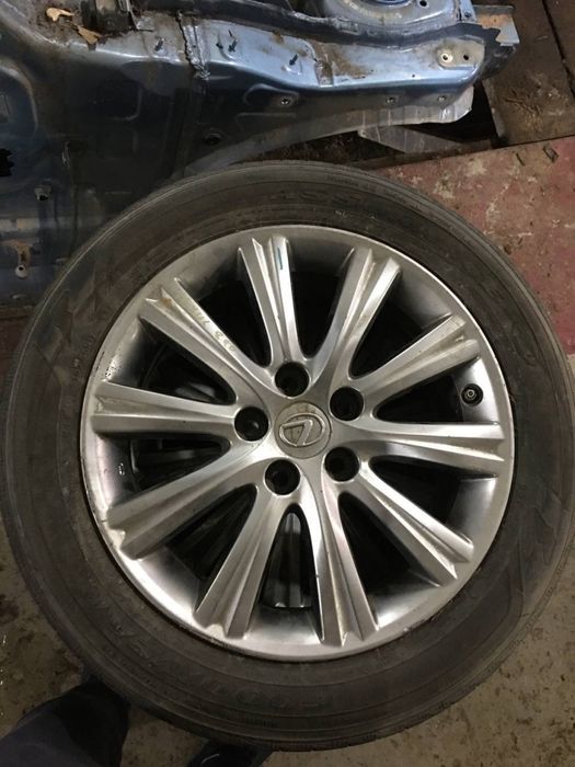 Диски,резина 215/55/17 лексус Lexus r17