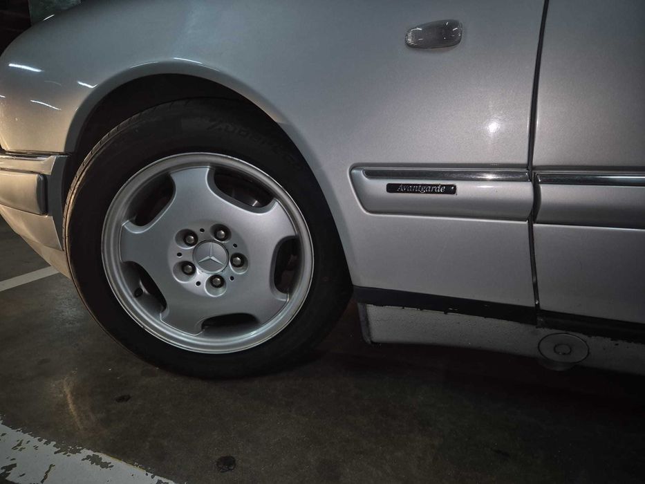 Mercedes E220 CDI Avantgarde SW – 1999