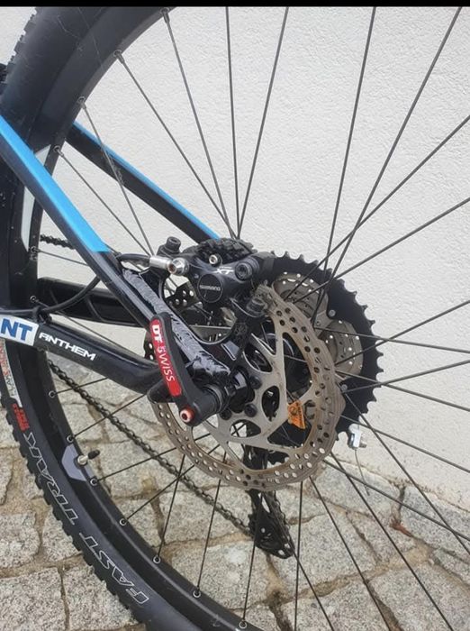 Bicicleta GIANT ANTHEM em muito bom estado