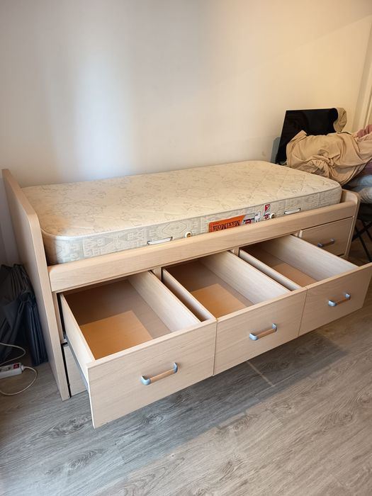 Cama single Dicarmo com gavetas