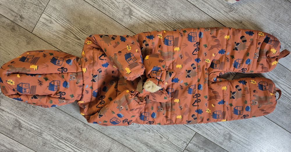 Kombinezon zimowy dla chłopca, rozmiar 86