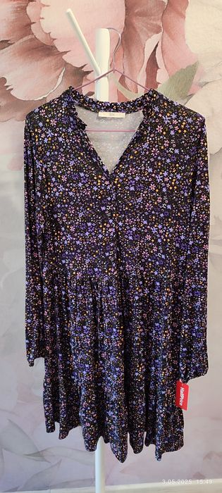 HalfPrice,  Piękna sukienka ,roz. M , nowa z metką