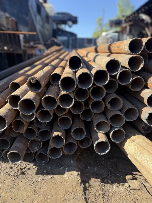 Стовпчики на паркан труба огорожа