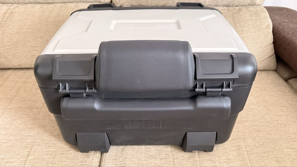 Top Case BMW com fixação