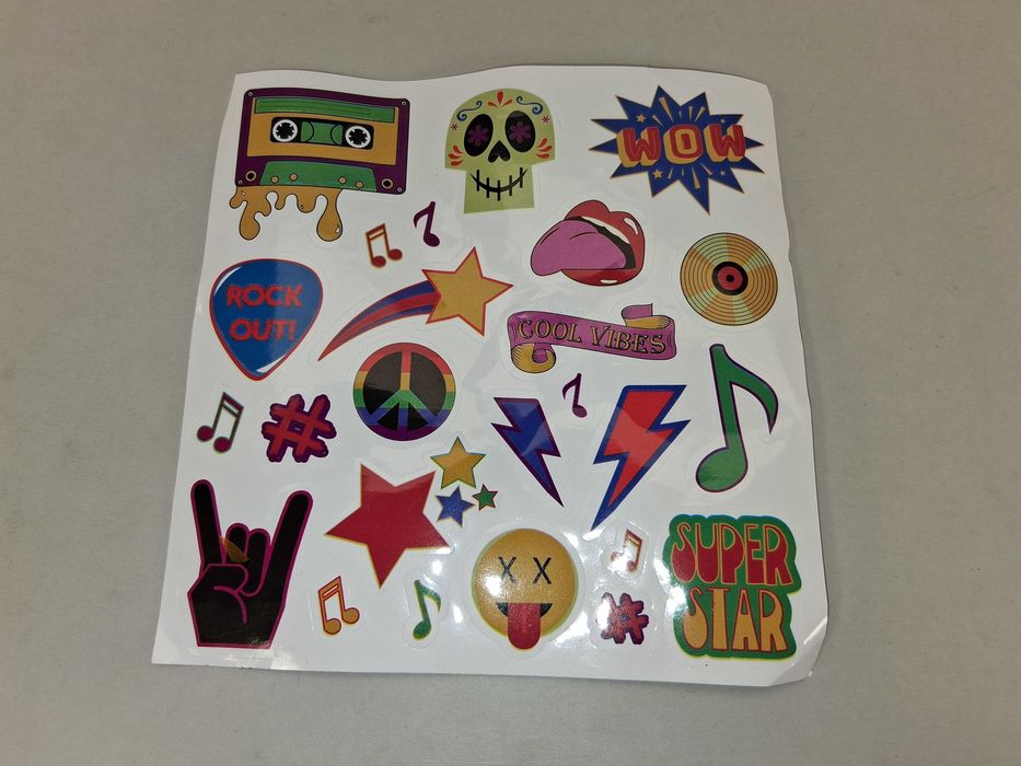 N090 Duży Arkusz Naklejek Retro Pop Rock Na Gitarę Laptop