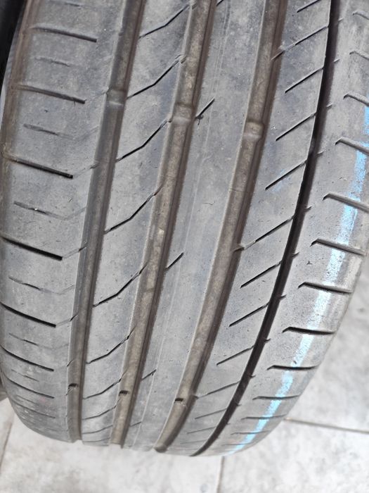 Pneus 245/45r19 Continental SC5 75% piso
