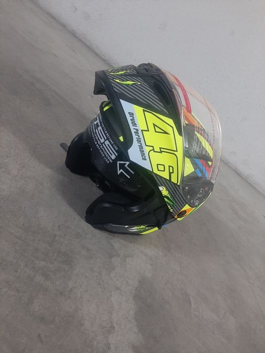 Vendo capacete novo