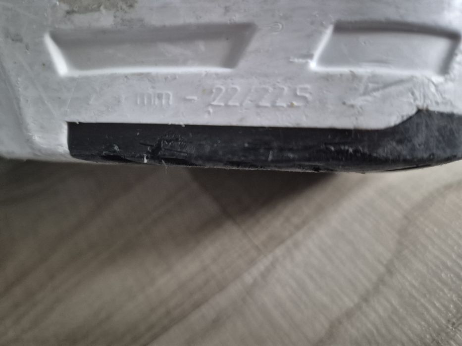 Salomon buty narciarskie 22,5cm