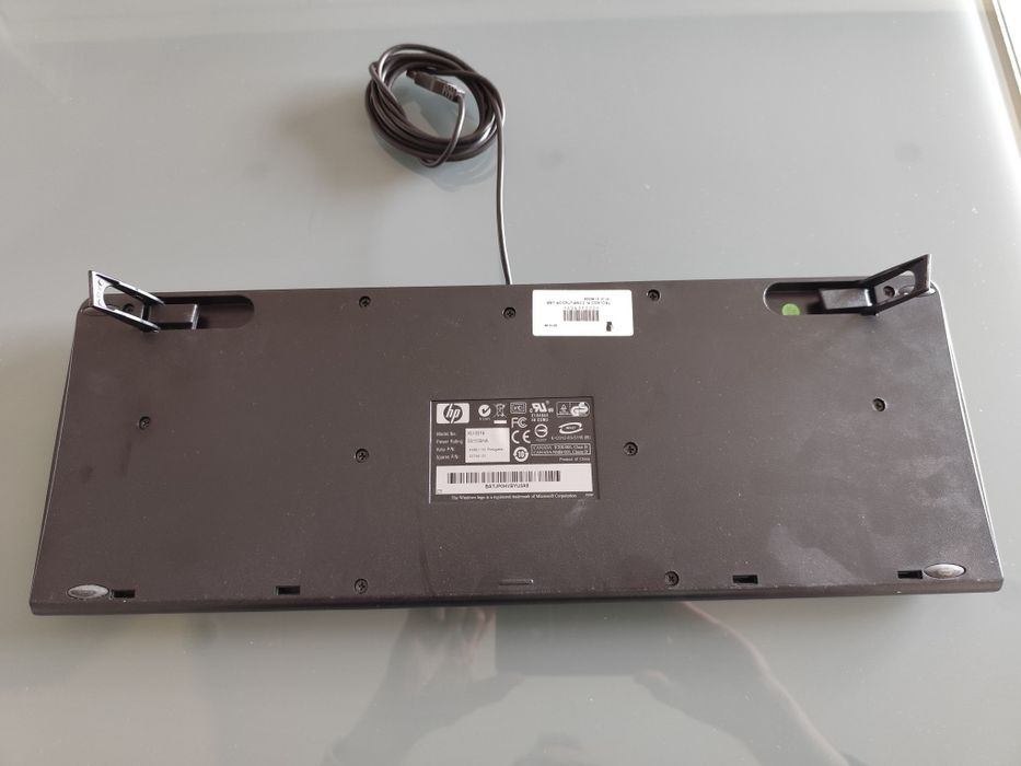 Teclado HP QWERTY KU-0316 Português preto e prata (c