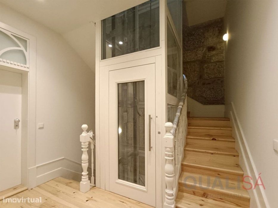 Apartamento T1 novo, com varanda e lugar de garagem em S. Vítor em ...