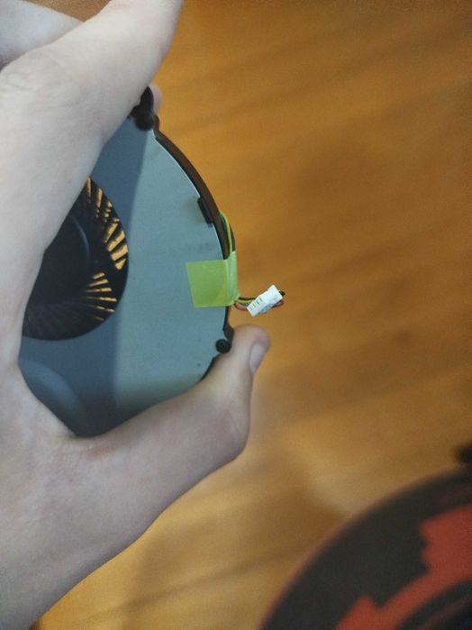 Ventoinha Original ASUS ULT 13NB02G1AMO101 13AA