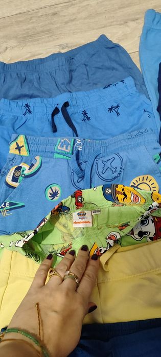 16 par krótkich spodenek dla chłopca w idealnym stanie