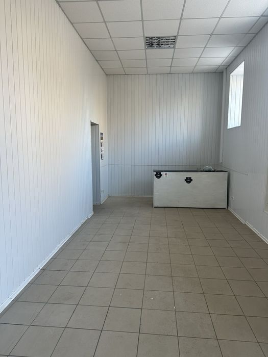 Оренда приміщення 26 кв. м та 11 кв. м