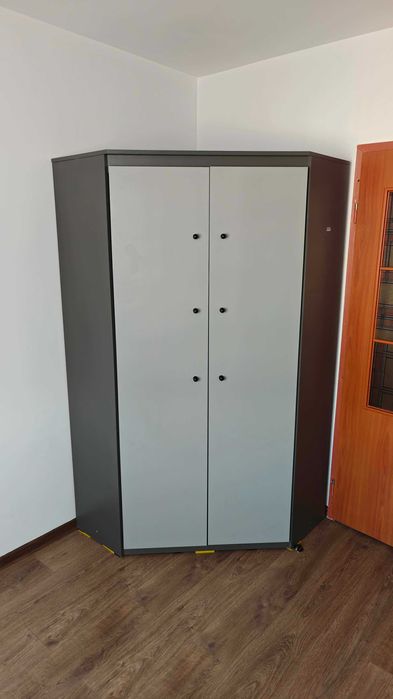 Szafa narożna - 2 drzwi