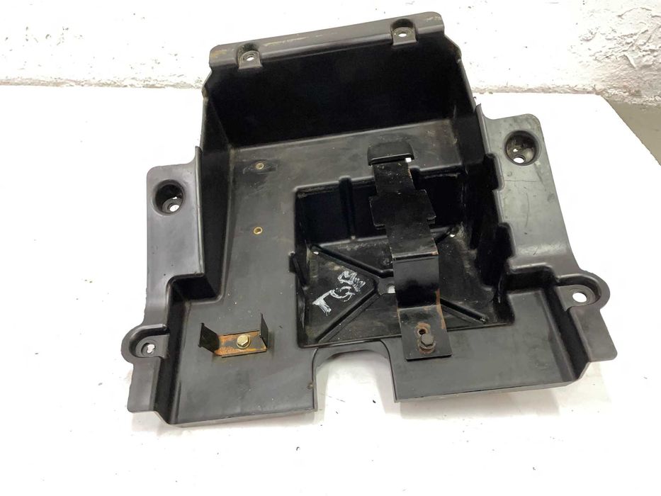 TGB Target, Blade 425,525,550 Schowek podstawa akumulatora mocowanie