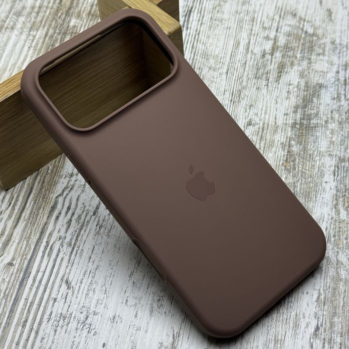 Чехол софттач Silicone Case на iPhone 17 Pro Max/ 17 Pro Чохол Brown