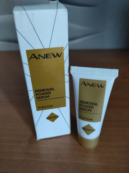 Avon. Serum z protinolem  10ml