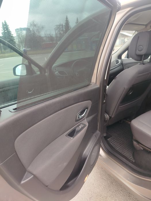 Рено Сценік 3 2011 рік