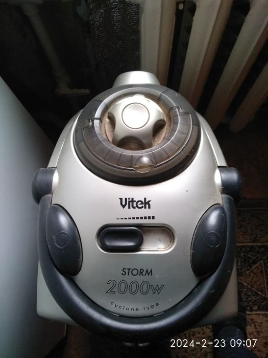 Продам пылесос ,в рабочем состоянии