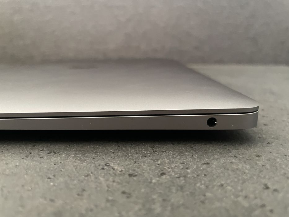 Макбук Apple MacBook Air 13 M1 2020 A2337 8gb 256gb