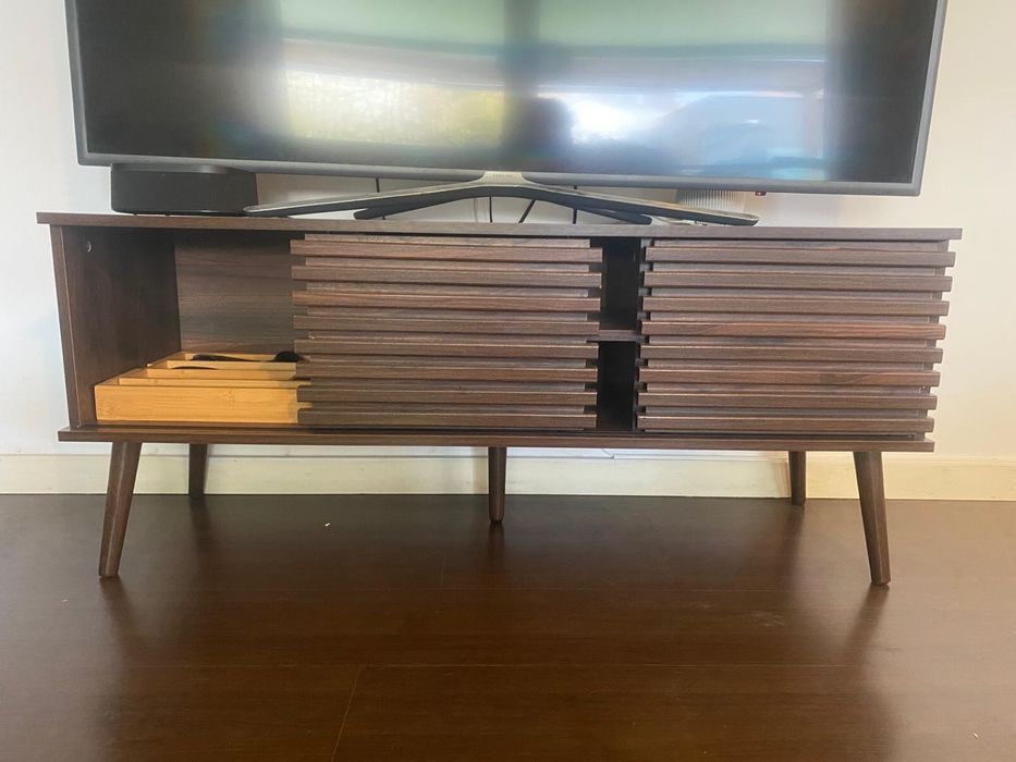 Movel TV escadinavo nogueira