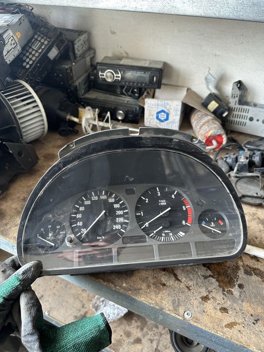 Приборная панель бмв е39