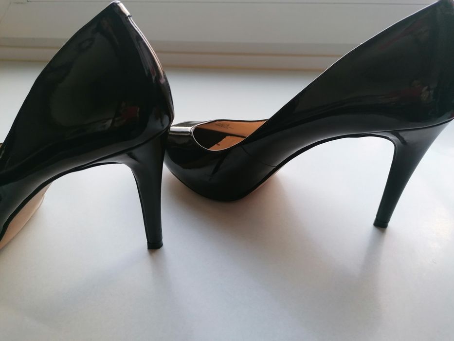 Szpilki Jessica Simpson r. 39